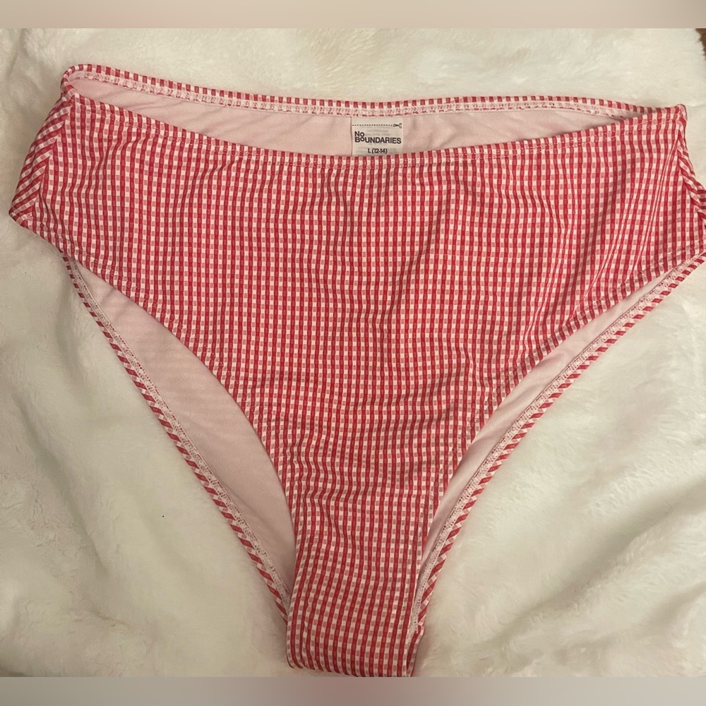 ❤️❤️No Boundaries Red and White Bikini Bottom - Picture 8 of 10